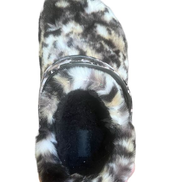 Crocs Faux Fur Classic Fur Sure Animal Print - Picture 7 of 8